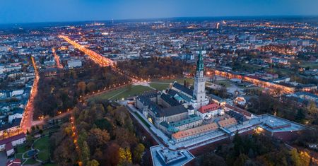 Pogoda w Częstochowie. Prognoza na środę 10 grudnia. Pogodnie, do 12°C, wieczorem możliwe mgły