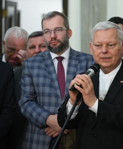 "Mam prawo". Suski tłumaczy się z "debila"