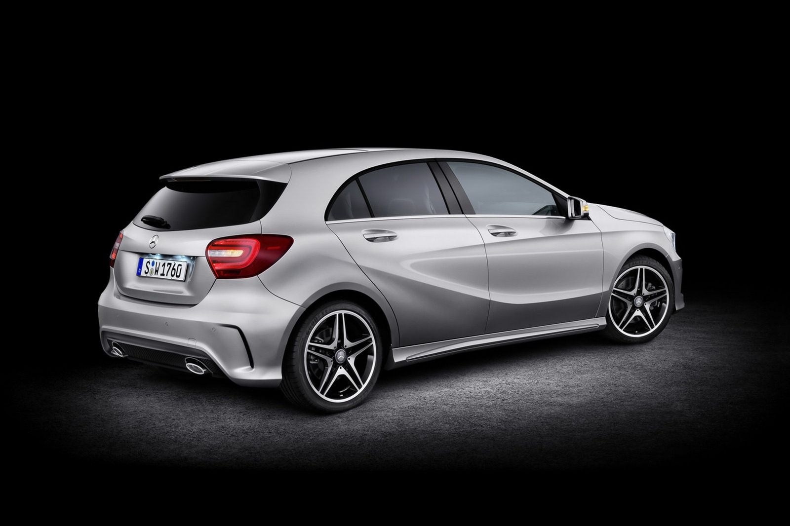 Mercedes-Benz klasy A (W176) - obszerna galeria prosto od producenta 65