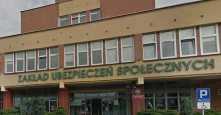 Koszmar Polaków. ZUS najpierw przyznał pieniądze, teraz żąda zwrotu z odsetkami