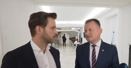 Spięcie Błaszczaka z dziennikarzem. "Wiem, z jakiej jest pan stacji"