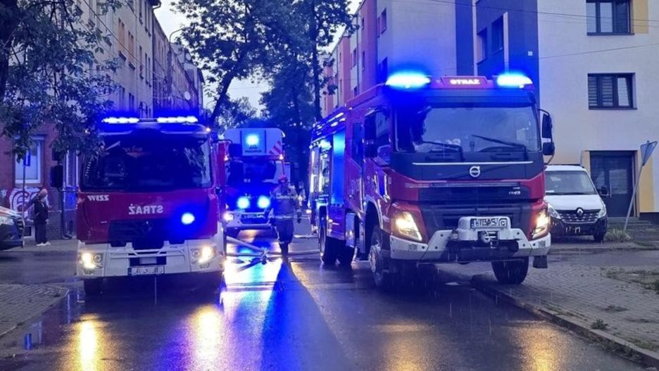  Straż pożarna gasiła pożar mieszkania w Mysłowicach.