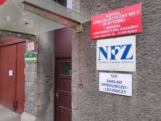 Koronawirus. NFZ przypomina o dotacjach na dodatkowe wynagrodzenia i ochronę przed wirusem