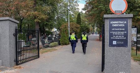 Więcej patroli na cmentarzach. Komendant mówi, jak działają złodzieje
