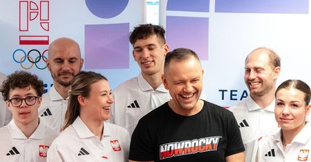 Prezydent pokazał się z logiem "Nowrocky" wśród olimpijczyków. Co na to PKOl?