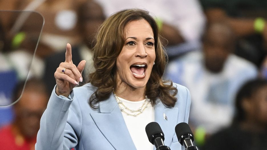 Wiceprezydent Kamala Harris nadała kampanii demokratów nowej energii
