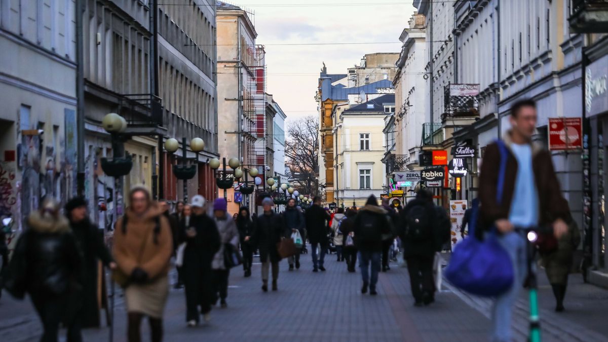 reporter_baza_2023-03
21.03.2023 Warszawa Srodmiescie Ulica Chmielna
fot. Adam Burakowski/REPORTER 21.03.2023 Warszawa Srodmiescie Ulica Chmielna Widok w kierunku ulicy Nowy Swiat?fot. Adam Burakowski/REPORTER
Adam Burakowski/REPORTER
