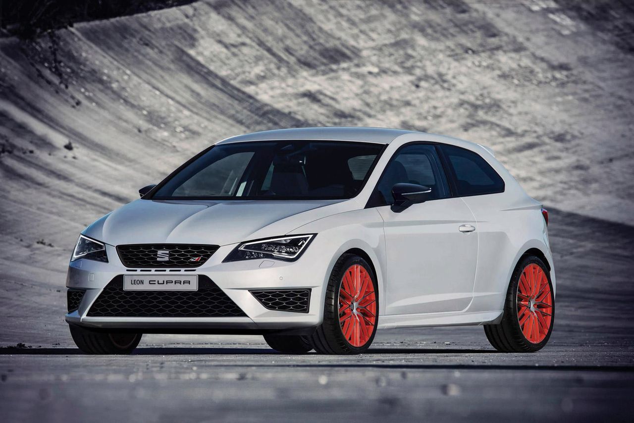 Poprawiony Seat Leon Cupra 280