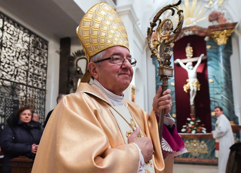 Przedstaw Przygodę Leszka I Mieszka Tak Jakby Opowiedziałby Ją Mieszek Tak wygląda pałac księdza. Luksusowe życie arcybiskupa Sławoja Leszka