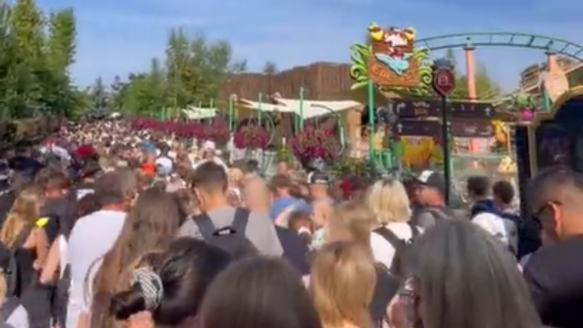 Kolejka do Energylandii w Zatorze