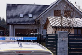 Miał zabić dzieci i teściową. Adam Sz. nadal nie usłyszał zarzutów