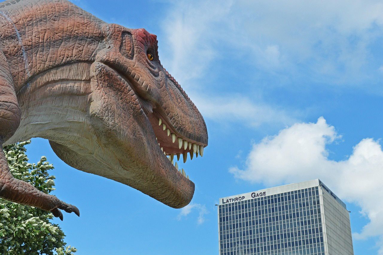 Dinozaury powracają do Wrocławia. Spędź Dzień Dziecka 2025 w Pasażu Grunwaldzkim i przenieś się z dzieckiem w niezwykły świat Jurassic World