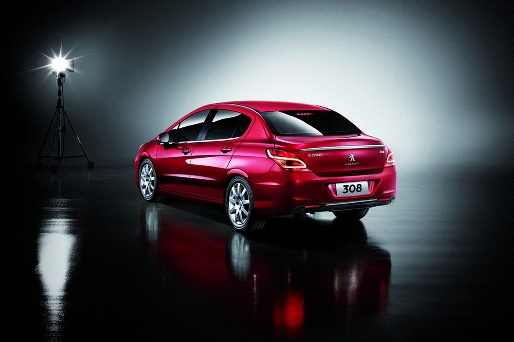 Peugeot 308 Sedan