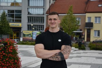 Wicemistrz Polski z Proszowic. Uprawia ciągle mało znaną dyscyplinę