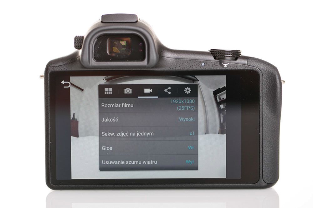Samsung Galaxy NX – test pierwszego bezlusterkowca z Androidem, Wi-Fi i LTE [test] 7
