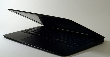LuvBook X – Japończycy wyznaczają nowe granice