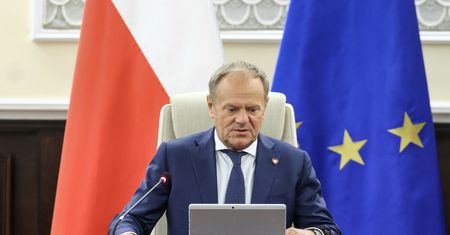 Tusk i Trzaskowski jak Kaczyński i Trump. Tak chcą "zrepolonizować" kampanię