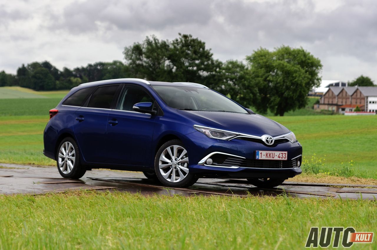 Nowa Toyota Auris 1.6D-4D i 1.2T - galeria testowa