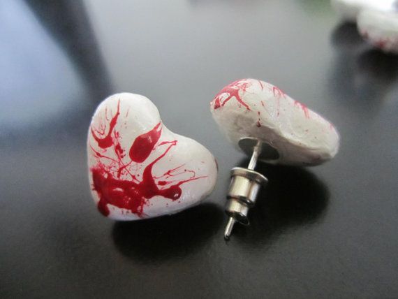10 gadżetów, które osłodzą pożegnanie z Dexterem 17