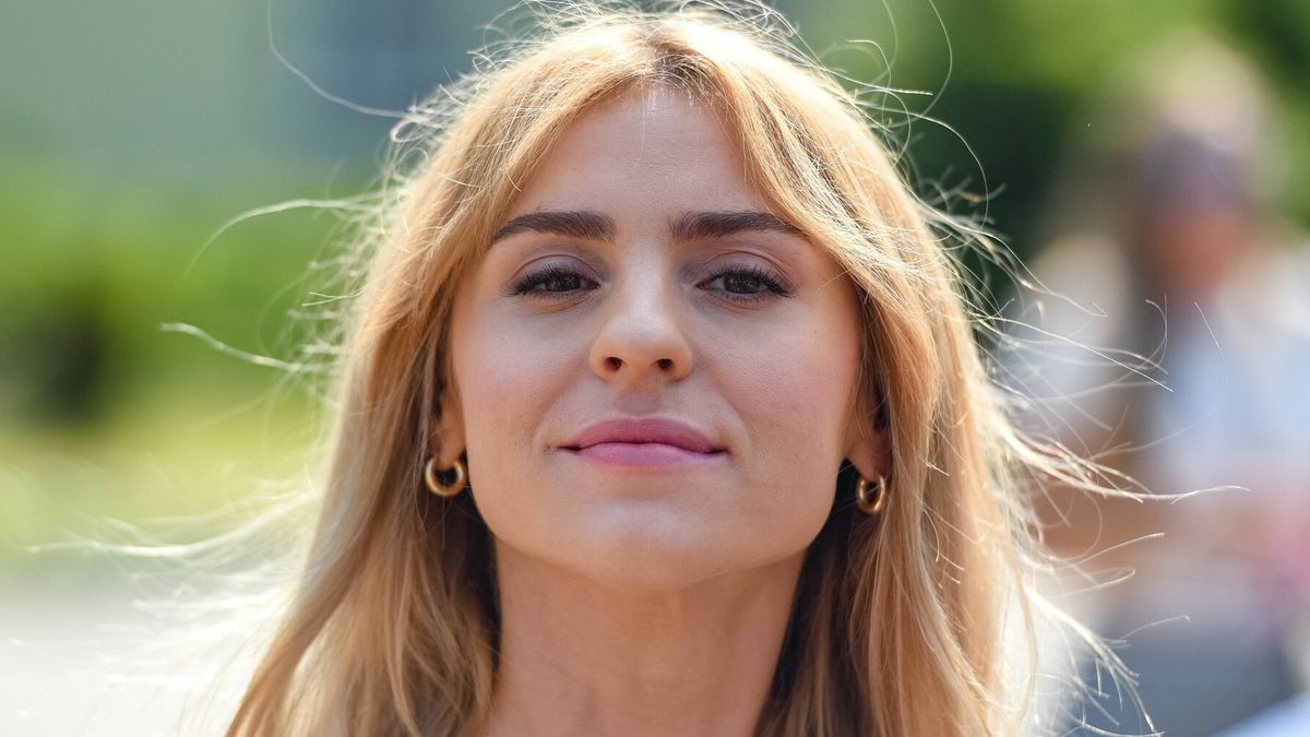 Katarzyna Tusk nosi "naked nails" 