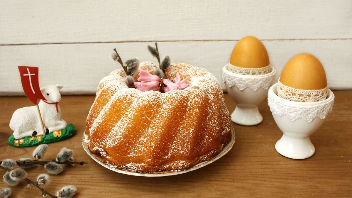 Babka na Wielkanoc będzie puszysta i wilgotna. Wypróbuj najlepszy przepis