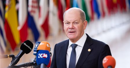 Scholz apeluje do Putina o rozmowy z Ukrainą