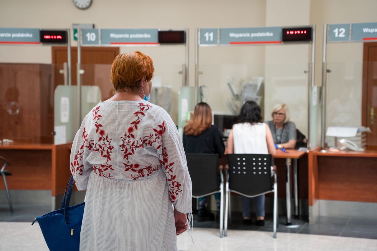 Resort finansów podsumował rozliczenia PIT za 2022 r. "Spektakularna obniżka podatków"