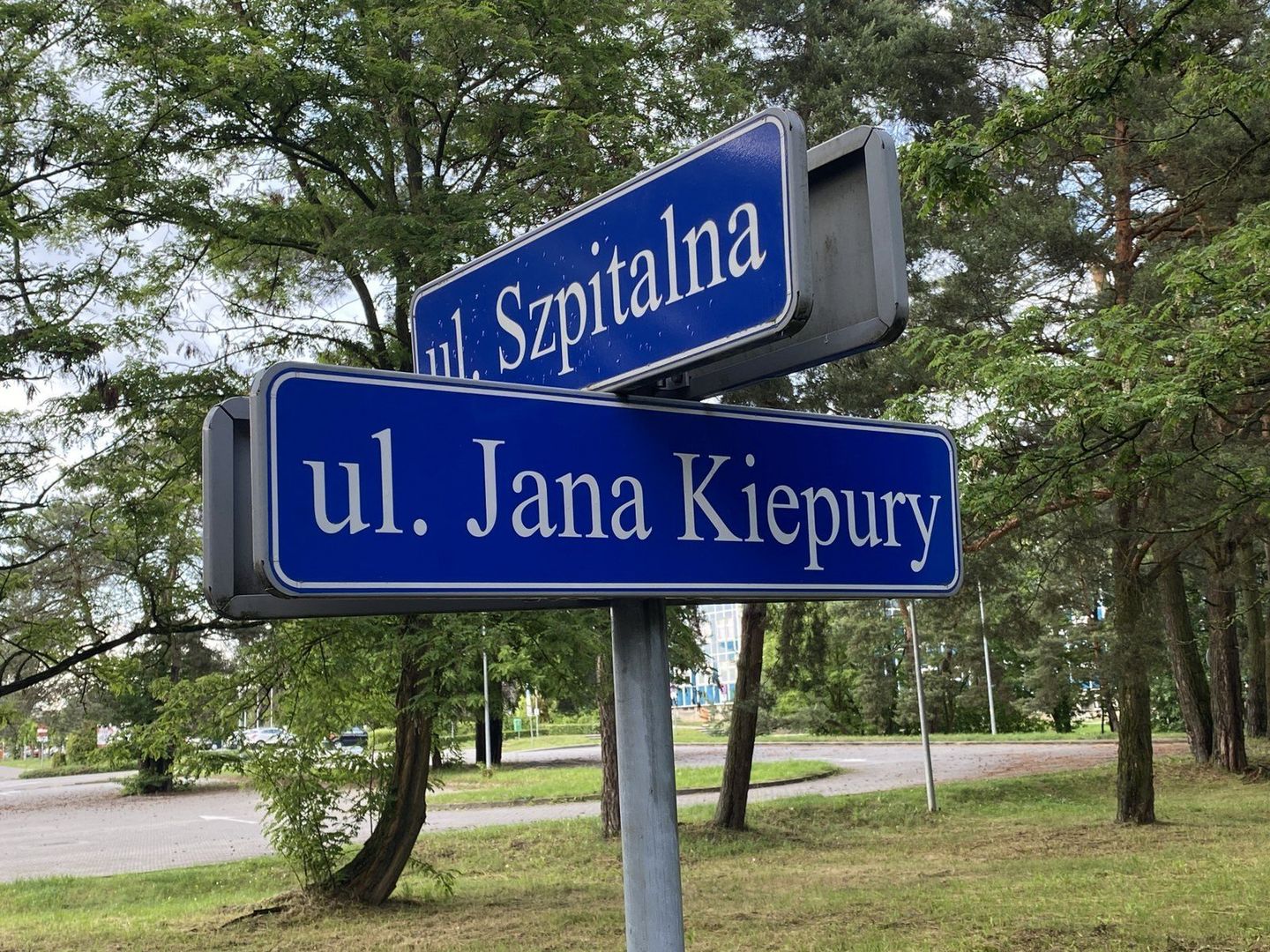 Firma Nodo przebuduję ulicę Jana Kiepury w Lesznie. Inwestycja drogowa przy szpitalu rozpocznie się na przełomie czerwca i lipca 2025 roku