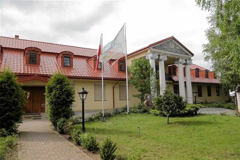 Luksusowa majętność abpa Głodzia