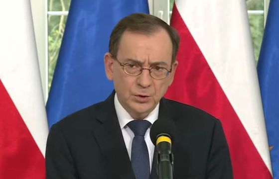 Szef MSWiA chce wydłużenia stanu wyjątkowego o 60 dni, apeluje do dziennikarzy o odpowiedzialność za słowa