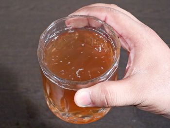 Pij co rano. Wygasza stany zapalne, a na jelita działa jak balsam