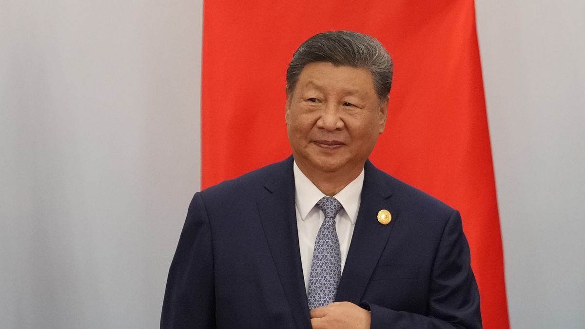 2025 Shanghai Cooperation Organization Summit
TIANJIN, CHINA - SEPTEMBER 01: Chinese President Xi jinping attends a photo session for participants of the Shanghai Cooperation Organization (SCO) Summit 2025 at the Meijiang Convention and Exhibition Centre on September 1, 2025 in Tianjin, China. (Photo by Suo Takekuma - Pool/Getty Images)
Pool
