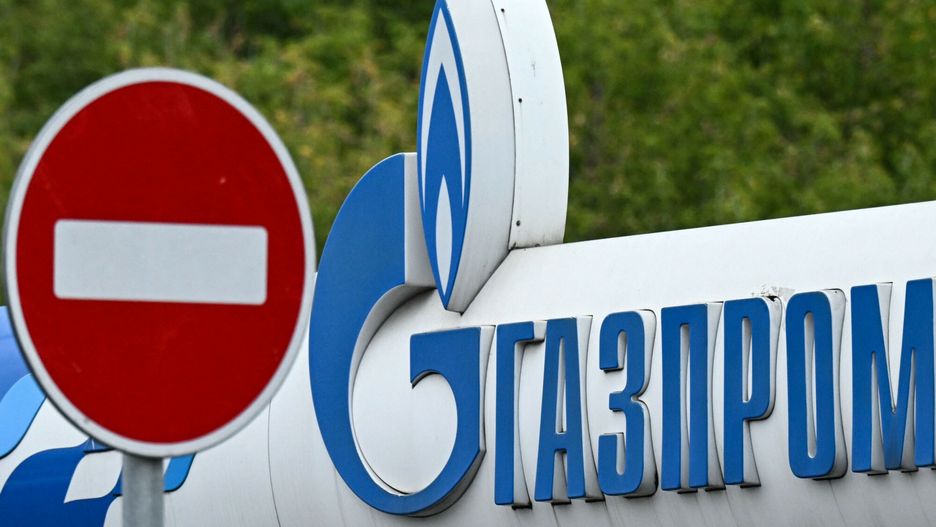 Temporary
This photograph taken on September 1, 2022 shows a logo of Russia's energy giant Gazprom at a petrol station in Moscow. - Russian energy giant Gazprom had said that it would stop deliveries for three days for maintenance work, further raising tensions on an already taut electricity market. (Photo by Kirill KUDRYAVTSEV / AFP)
KIRILL KUDRYAVTSEV