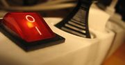 Jak ochronić komputer przed burzą? Pomoże listwa filtrująca i antyprzepięciowa