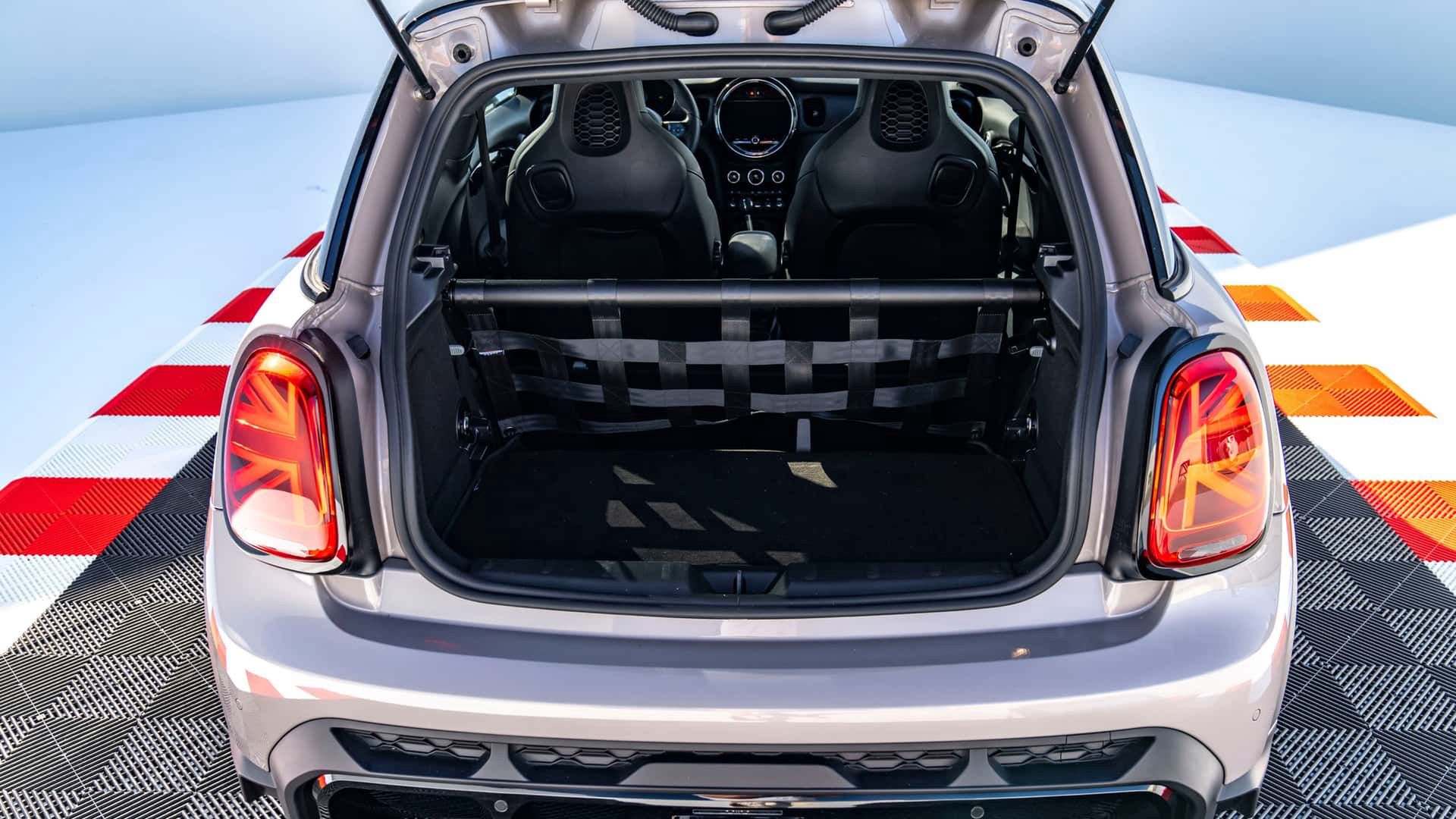 Mini John Cooper Works Bulldog Racing Edition