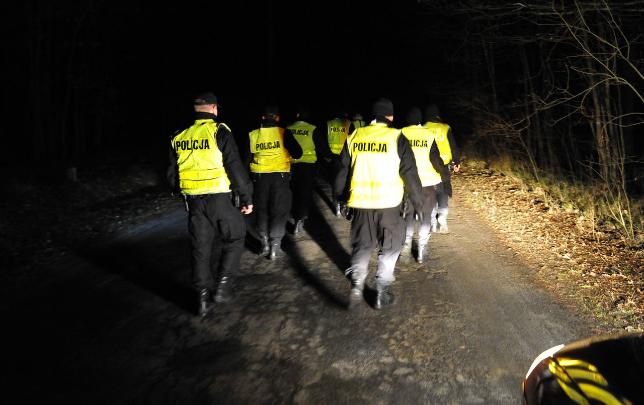 Wyszedł na grzyby. Znaleziono prawie nagie ciało