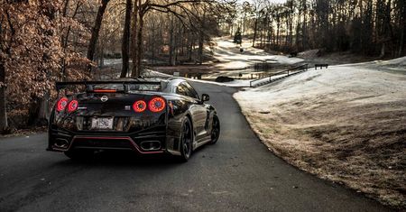 Nissan GT-R Nismo na klimatycznej sesji zdjęciowej [galeria]