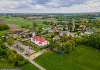 Lotnisko w Baranowie. Filmy, popcorn i wata cukrowa kontra protesty mieszkańców