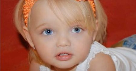 Aira Marie Brown w wieku dwóch lat zasłynęła jako "żywa lalka Barbie". Poznalibyście ją teraz? (ZDJĘCIA)