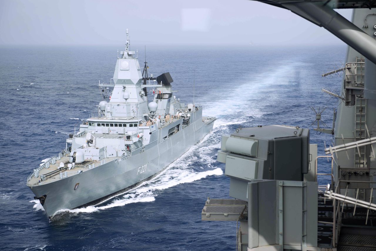 German Frigate "Hessen" Thwarts Houthi Missile Attack in Red Sea