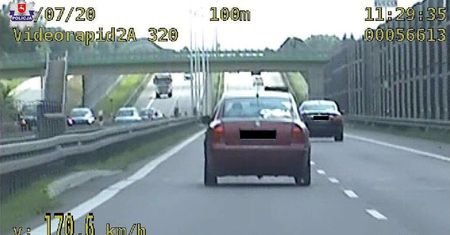 Nietrzeźwy mieszkaniec Lublina za kierownicą volkswagena. Jechał z prędkością 170 km/h