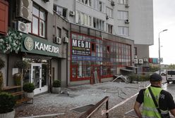 Zaatakowali wieś w obwodzie charkowskim. Sklep stanął w płomieniach