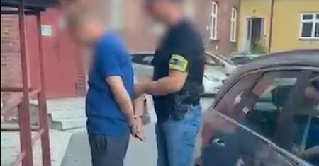Odebrał od seniorów 100 tys. zł. 33-latek w rękach policji