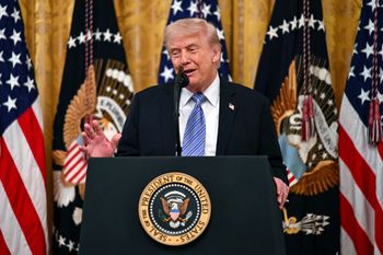 "Legendarna operacja dobiegnie końca". Trump podaje warunek
