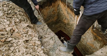 Wzrost liczby zakładów pogrzebowych w Rosji. Podano koszty pochówku