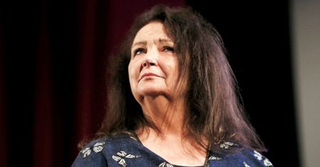 Oto PRAWDZIWE imię Anny Dymnej. W biografii wszystko ujawniła. "Mama postawiła na swoim"