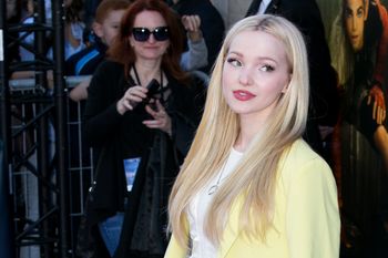 Od plotek do pierścionka. Historia związku Dove Cameron