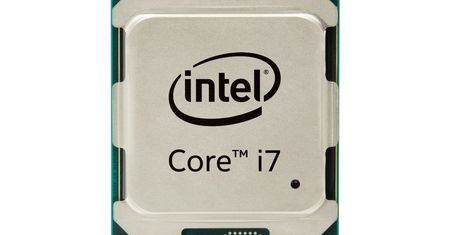 Procesor Intel Skylake-X uchwycony na zdjęciu