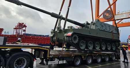 Dotarły do Gdyni. Potężne maszyny zasilą polską armię