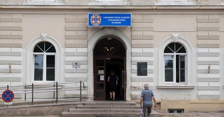 Afera w szpitalu wojskowym przy Al. Racławickich. W tle lewe grafiki i badania warte ponad 119 tys. zł